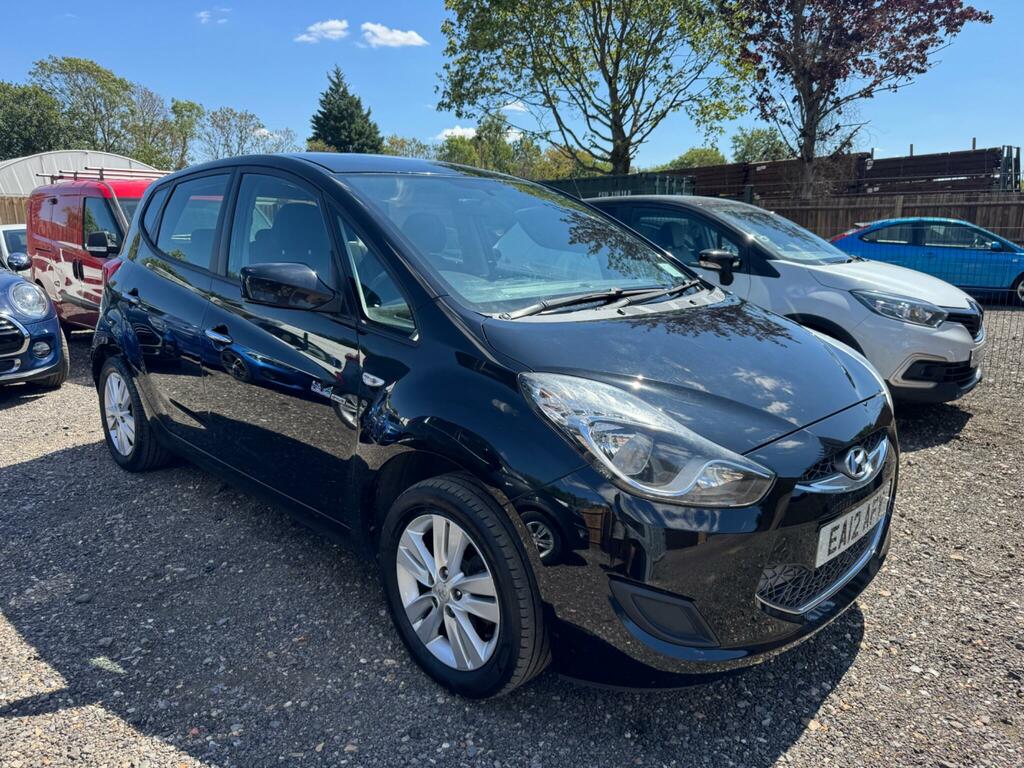 Hyundai Ix20 Active Black #2
