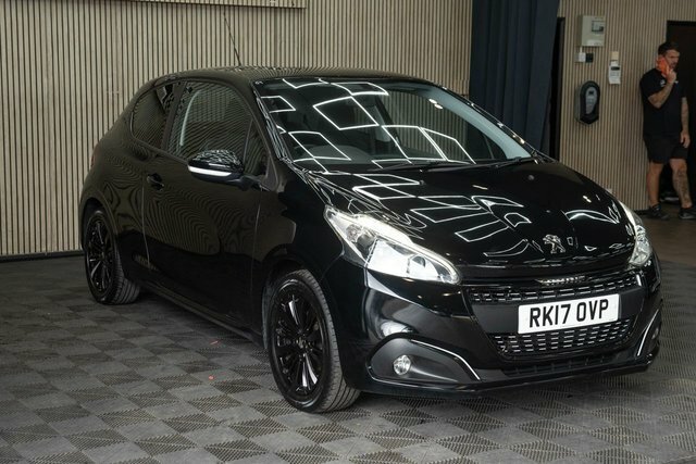 Peugeot 208 1.2 Puretech Black Edition Hatchback Ma Black #4
