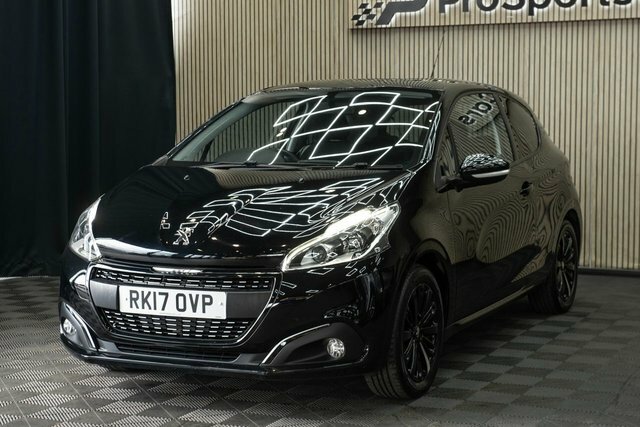Peugeot 208 1.2 Puretech Black Edition Hatchback Ma Black #3