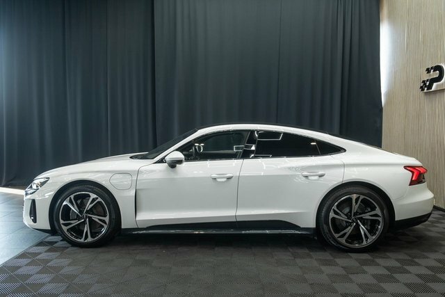 Audi E Tron GT 390Kw Quattro 93Kwh Black #11
