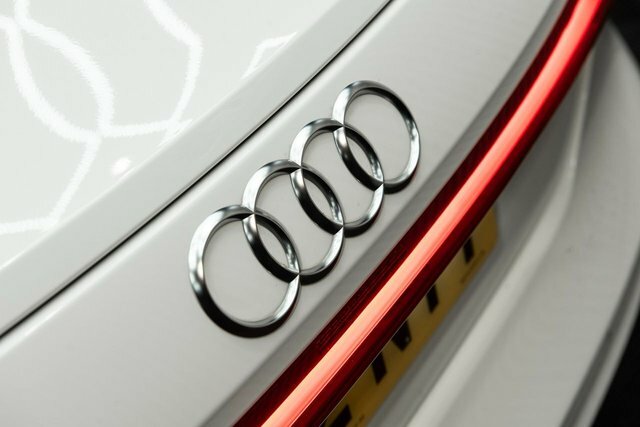 Audi E Tron GT 390Kw Quattro 93Kwh Black #40