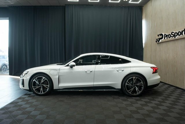 Audi E Tron GT 390Kw Quattro 93Kwh Black #10