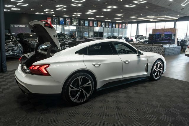 Audi E Tron GT 390Kw Quattro 93Kwh Black #46