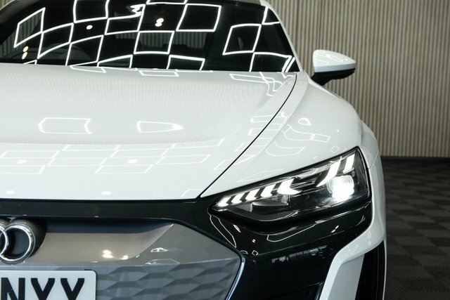 Audi E Tron GT 390Kw Quattro 93Kwh Black #14