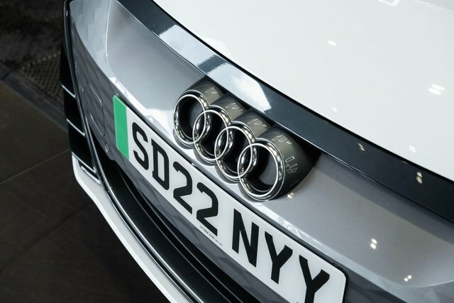 Audi E Tron GT 390Kw Quattro 93Kwh Black #12