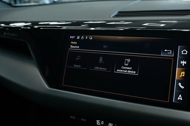Audi E Tron GT 390Kw Quattro 93Kwh Black #31