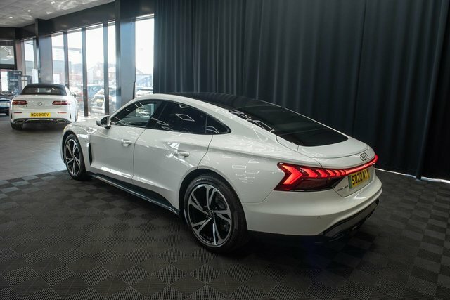 Audi E Tron GT 390Kw Quattro 93Kwh Black #44