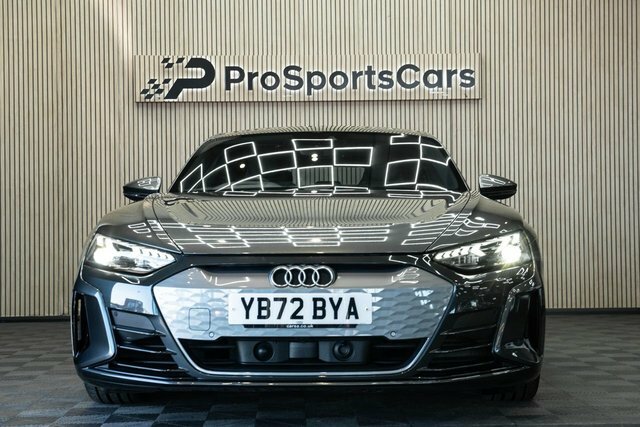 Audi E Tron GT 93.4Kwh Saloon Quattro 476 Ps Grey #2