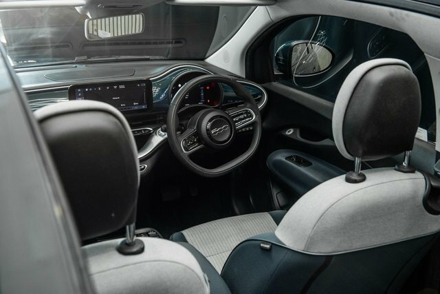 Fiat 500E C 2021 42Kwh Red Convertible Red #18