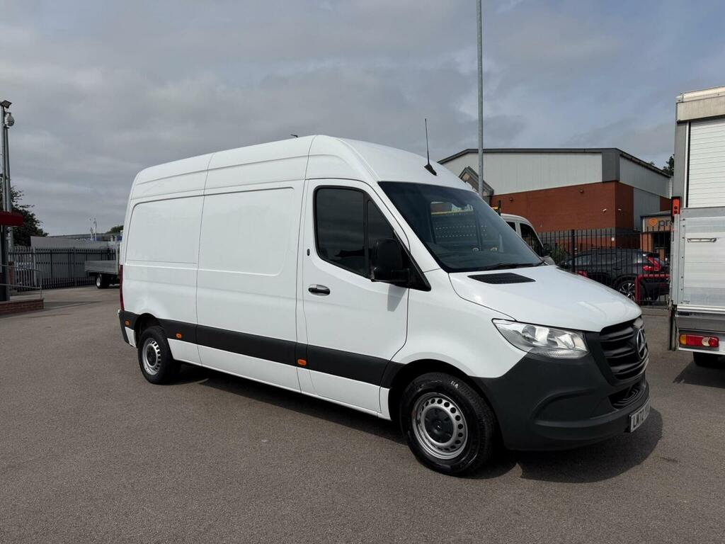 Mercedes-Benz Sprinter Panel Van 2.0 315 Cdi Progressive Fwd L2 H2 Euro 6 LM72YVU White #3
