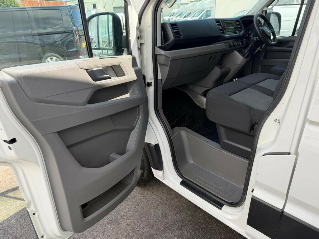 Volkswagen Crafter Cr35 Trendline Buisness Mwb Hightop 2.0 Tdi 140 Ps White #13