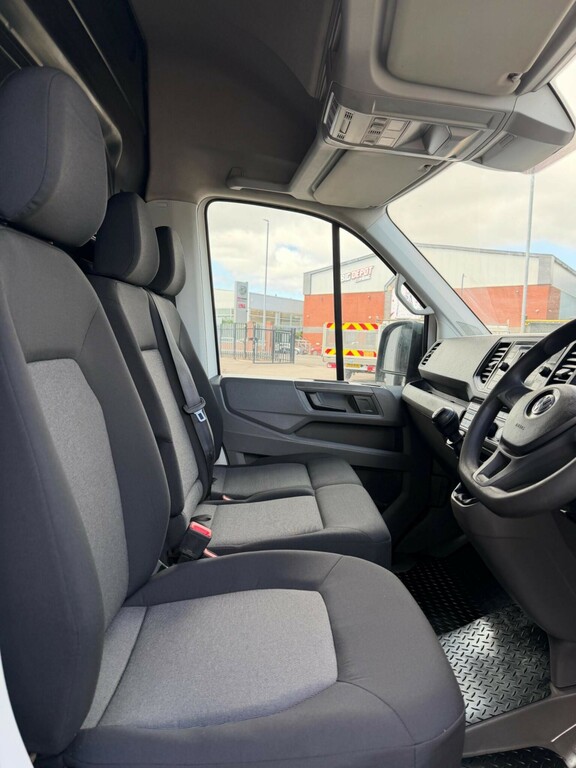 Volkswagen Crafter Cr35 Trendline Buisness Mwb Hightop 2.0 Tdi 140 Ps White #9