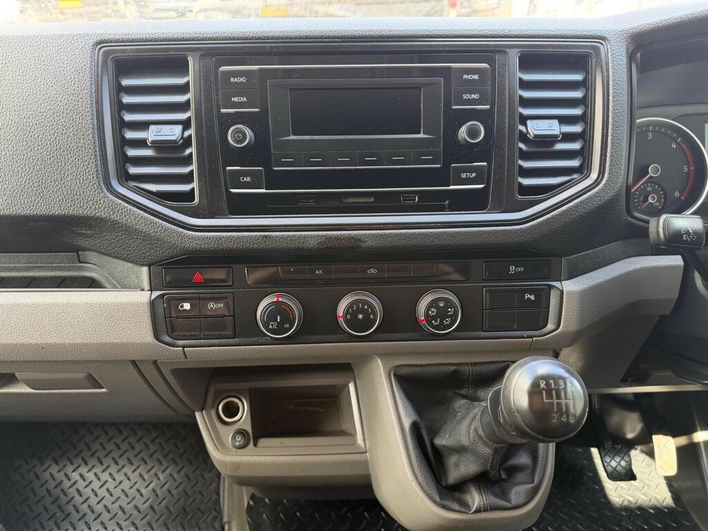 Volkswagen Crafter Cr35 Trendline Buisness Mwb Hightop 2.0 Tdi 140 Ps White #17