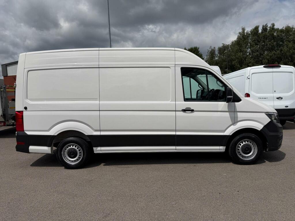 Volkswagen Crafter 2.0 Tdi Cr35 Trendline Fwd Mwb Euro 6 Ss White #4