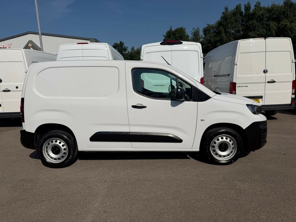 Peugeot Partner 1.5 Bluehdi 1000 Professional Premium Standard P White #4