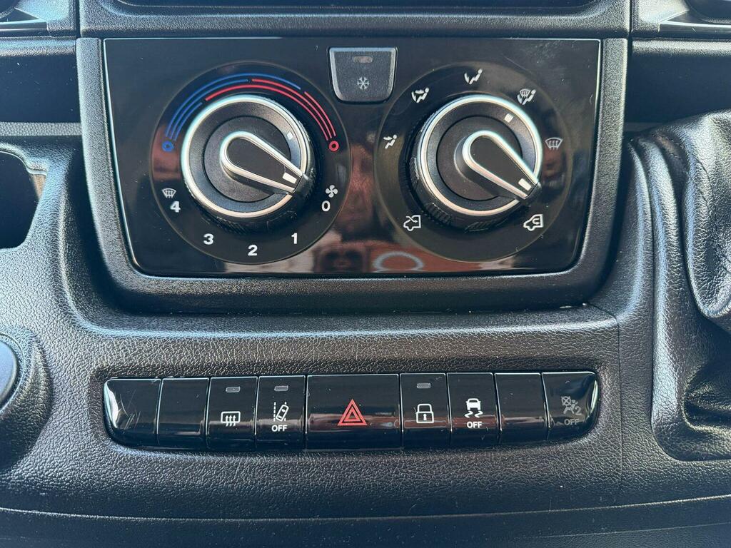 Vauxhall Movano 2.2L Prime White #21