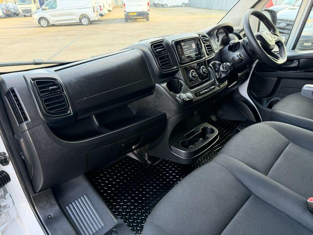 Vauxhall Movano 2.2L Prime White #18