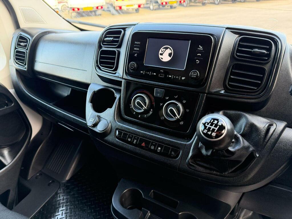 Vauxhall Movano 2.2L Prime White #12