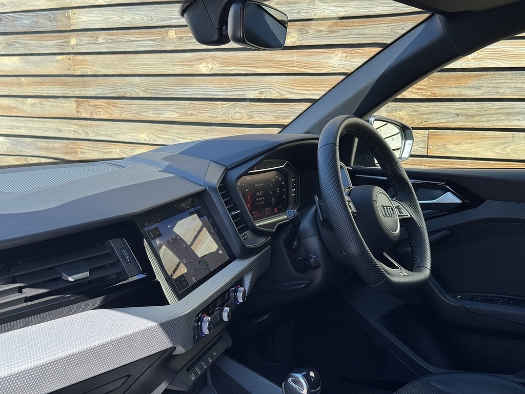 Audi A1 Hatchback White #32