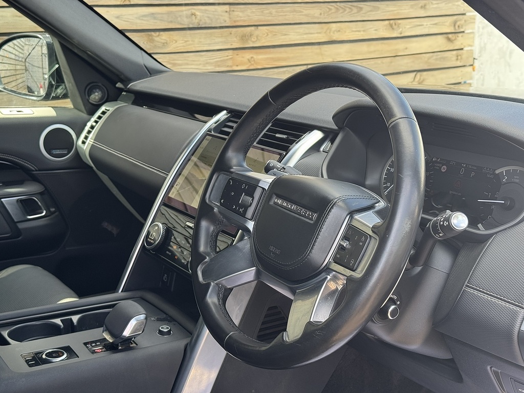 Land Rover Discovery 2017 Black #9