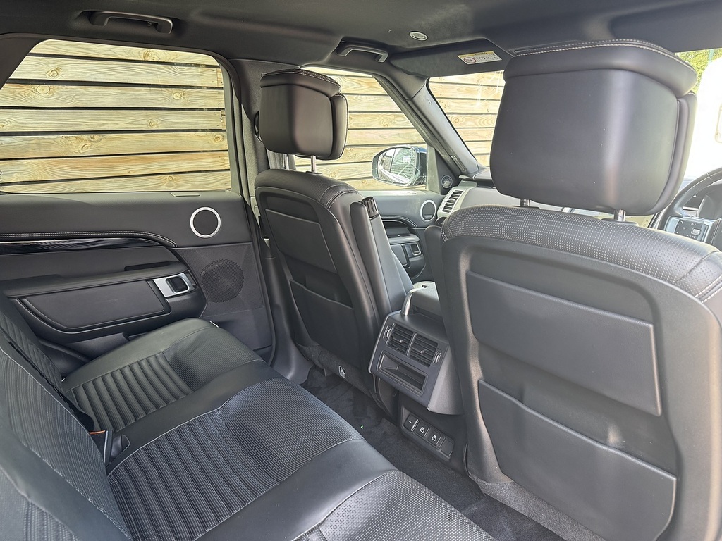 Land Rover Discovery 2017 Black #13