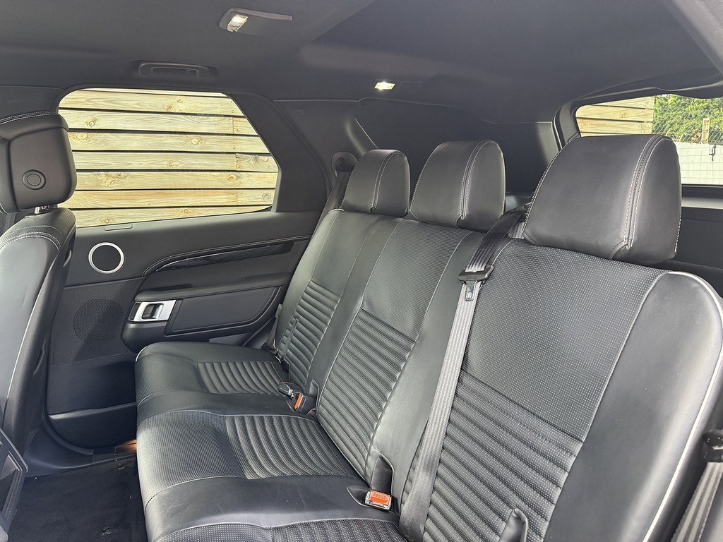 Land Rover Discovery 2017 Black #39