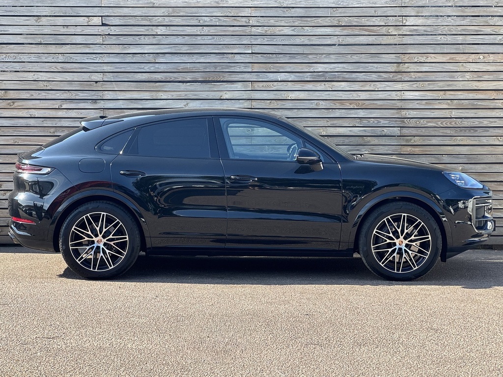 Porsche Cayenne 202575 V6 E-hybrid Black Edition Pan Roof Bos Black #5
