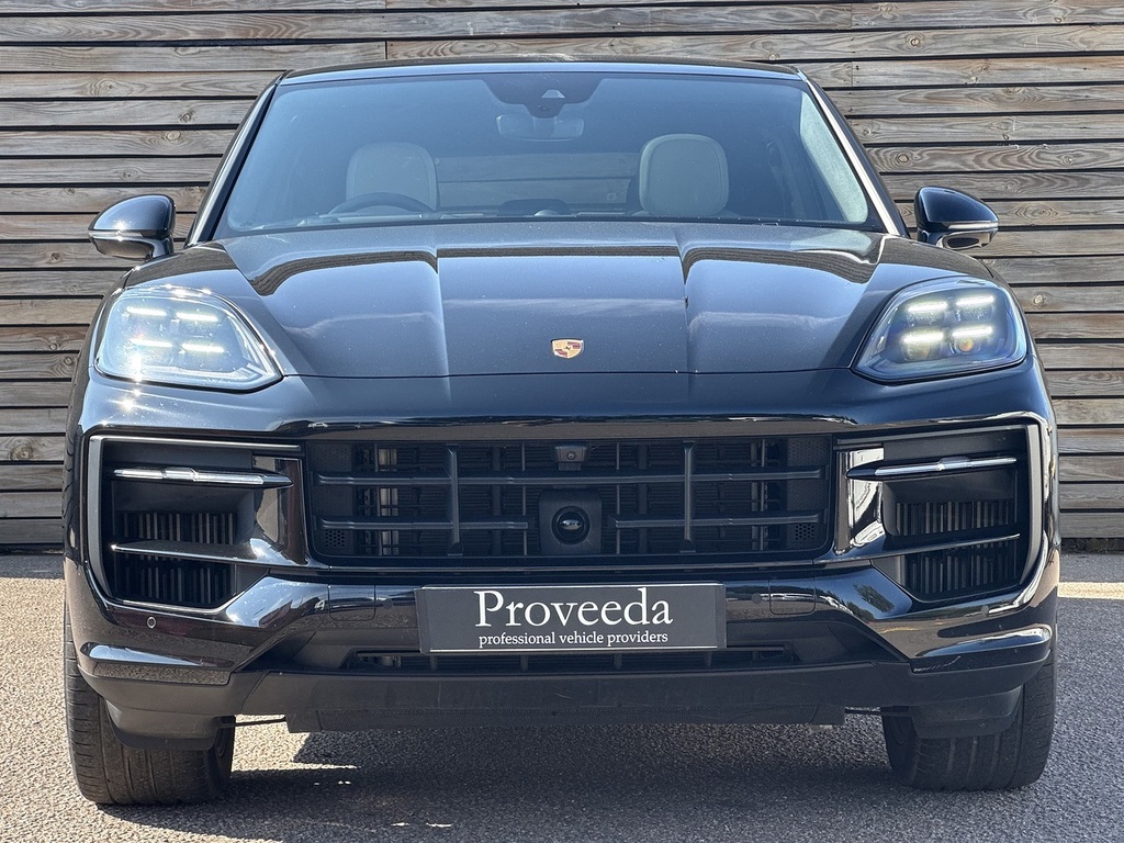 Porsche Cayenne 202575 V6 E-hybrid Black Edition Pan Roof Bos Black #4