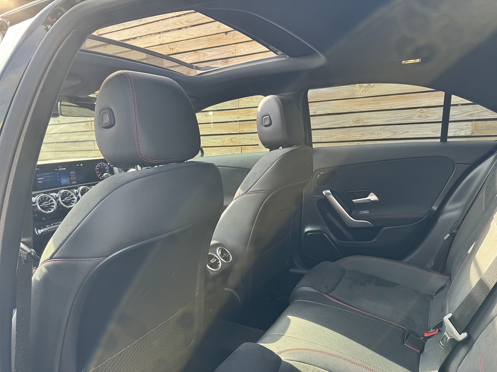 Mercedes-Benz A Class A180 Amg Line Executive Black #35