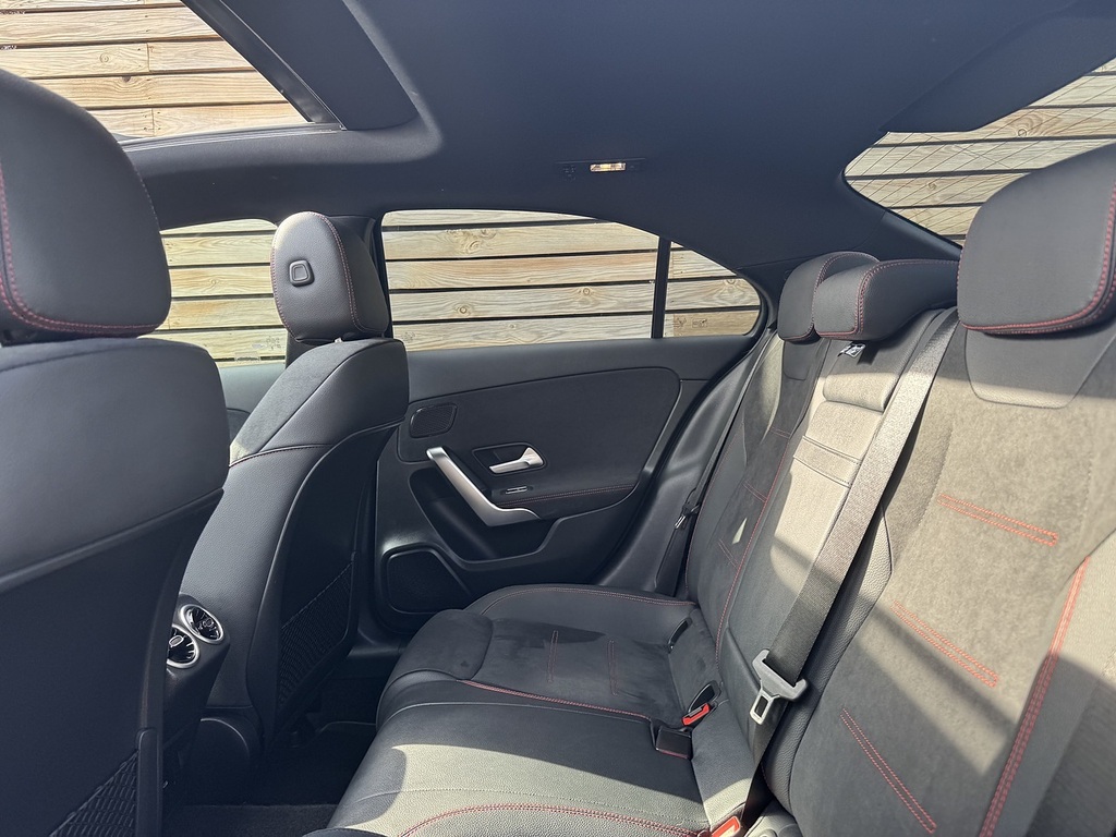 Mercedes-Benz A Class A180 Amg Line Executive Black #36