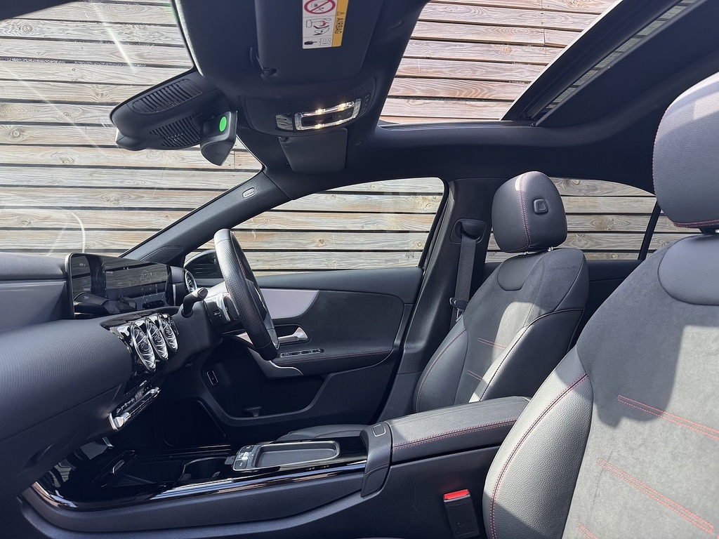 Mercedes-Benz A Class A180 Amg Line Executive Black #34