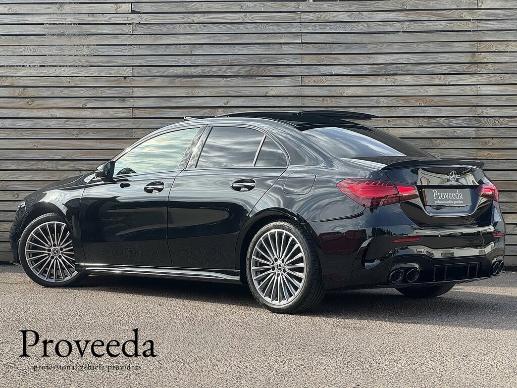Mercedes-Benz A Class A180 Amg Line Executive Black #3