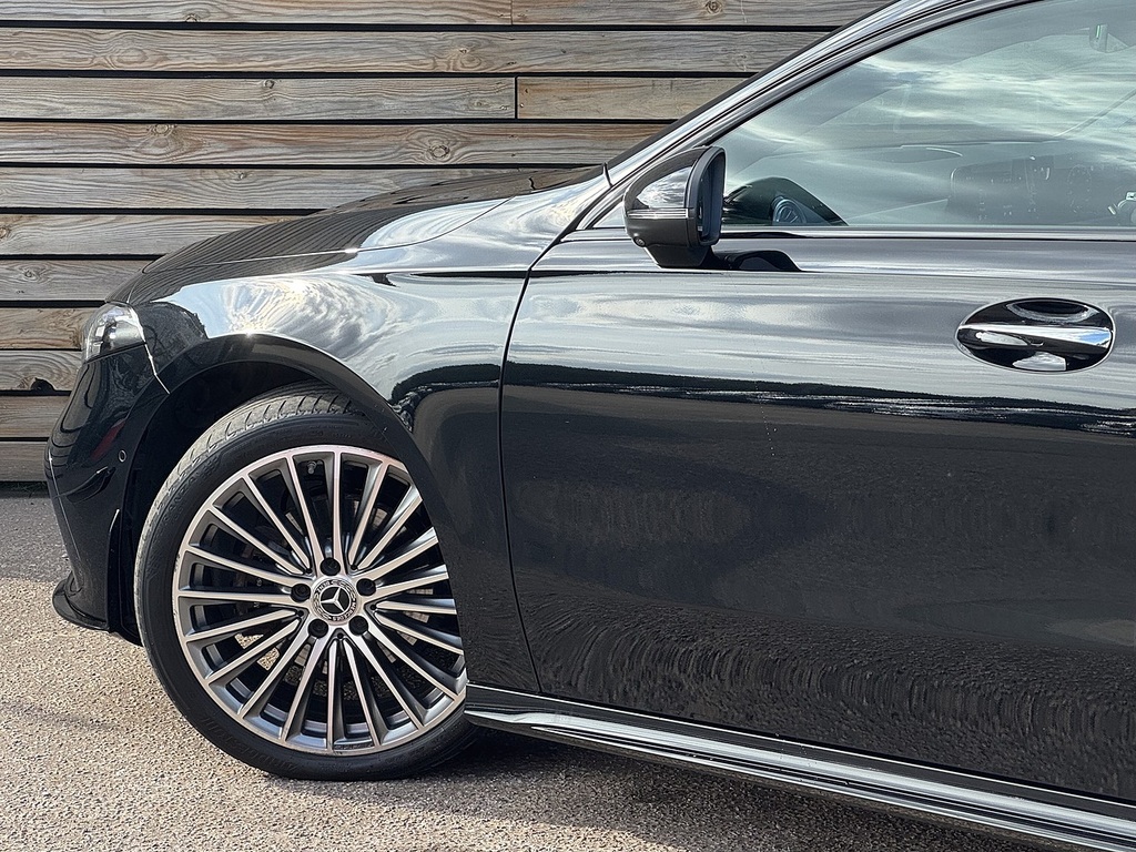 Mercedes-Benz A Class A180 Amg Line Executive Black #18