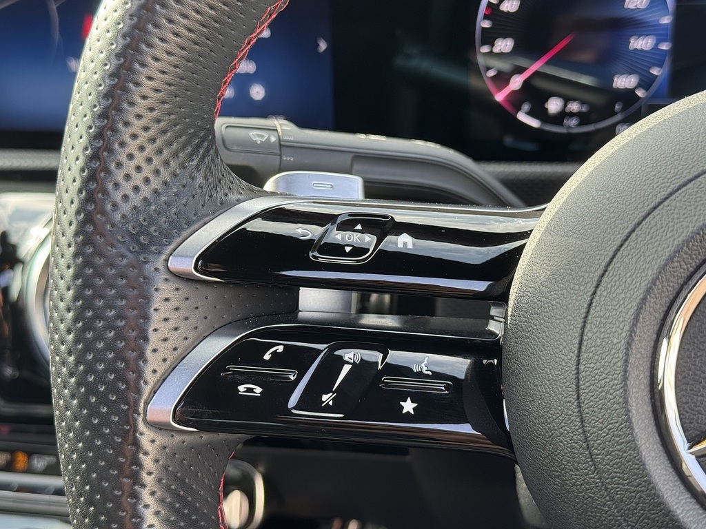 Mercedes-Benz A Class A180 Amg Line Executive Black #24