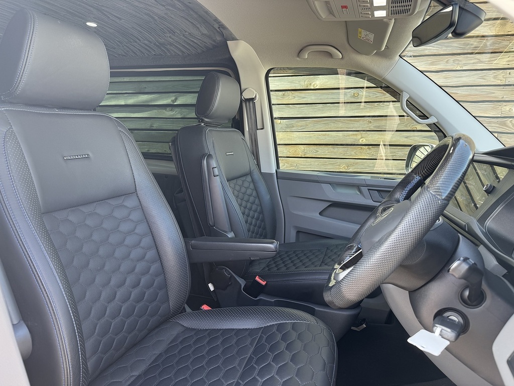 Volkswagen Transporter 202272 Bitdi T32 Highline Big Spec Transporter Grey #2