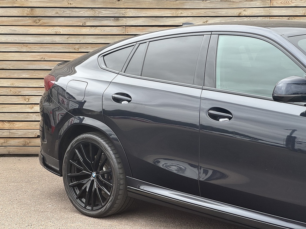 BMW X6 Xdrive40d Mht M Sport Step 2022 Black #19