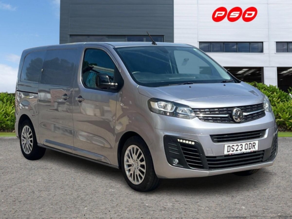 Vauxhall Vivaro 1.5 Turbo D 2700 Pro Panel Van White