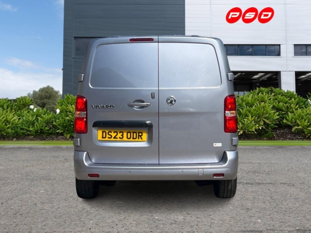 Vauxhall Vivaro 1.5 Turbo D 2700 Pro Panel Van White #6