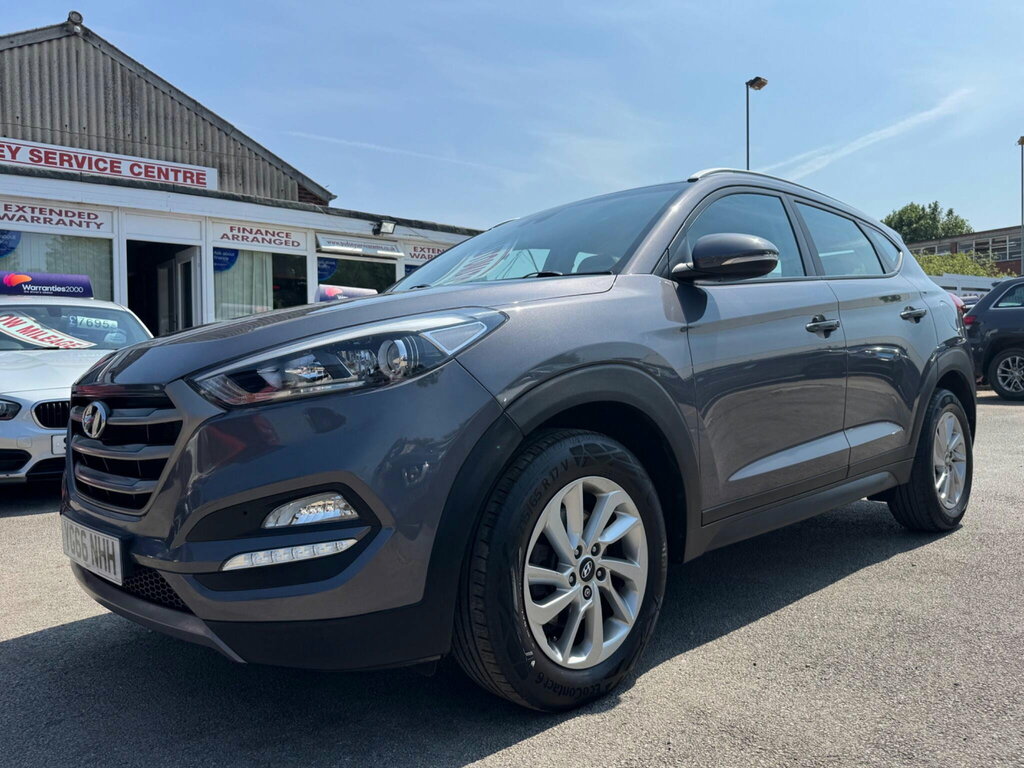 Hyundai Tucson 2.0 Crdi Se Nav 4Wd Euro 6 YG66NHH Grey #3