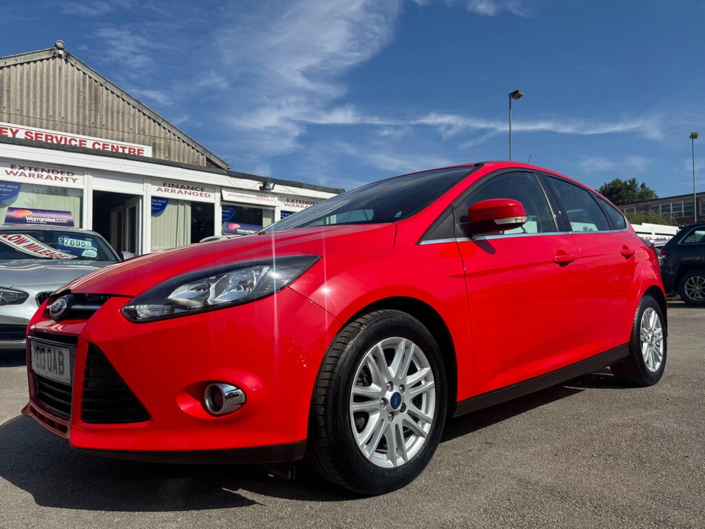 Ford Focus 1.0T Ecoboost Titanium Euro 5 Ss Red #3