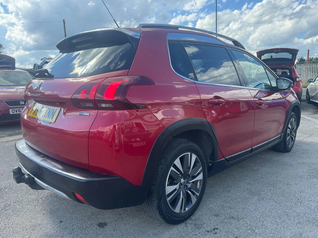 Peugeot 2008 1.2 Puretech Allure Euro 6 Red #6
