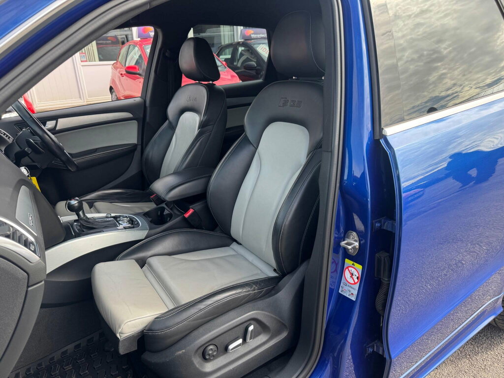 Audi SQ5 Bitdi V6 Suv Black #20