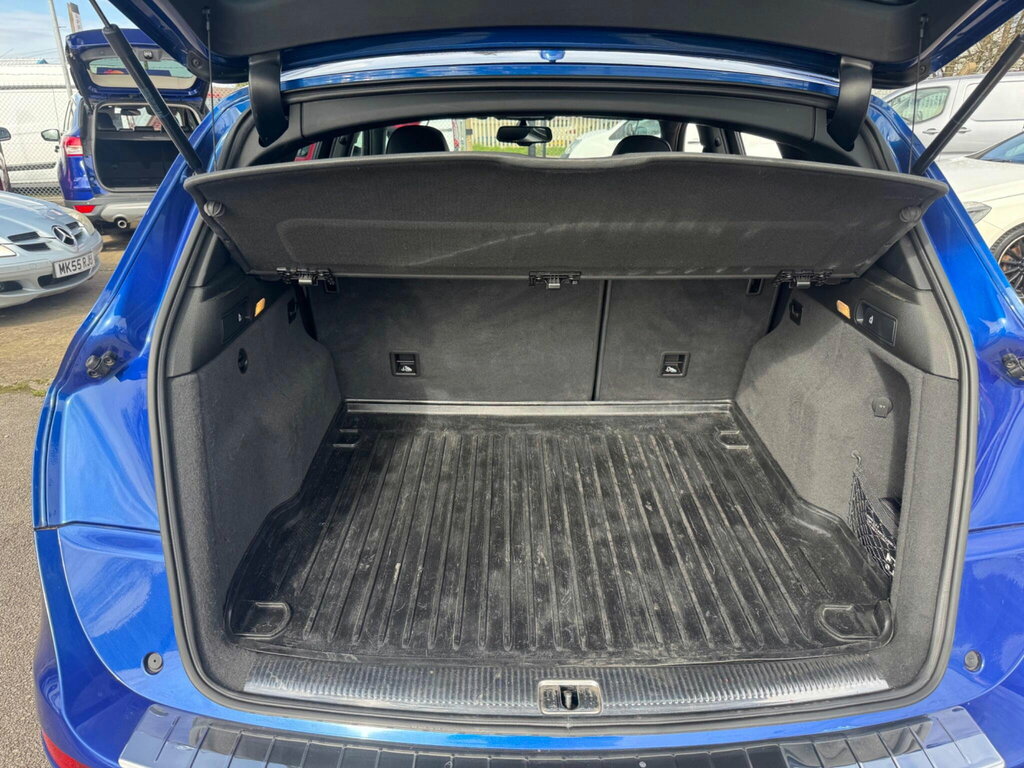 Audi SQ5 Bitdi V6 Suv Black #28