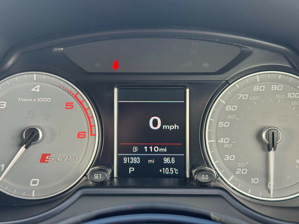 Audi SQ5 Bitdi V6 Suv Black #40