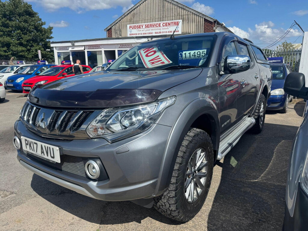 Mitsubishi L200 2.4 Di-d Dc Barbarian 4Wd Euro 6 PK17AVU Grey