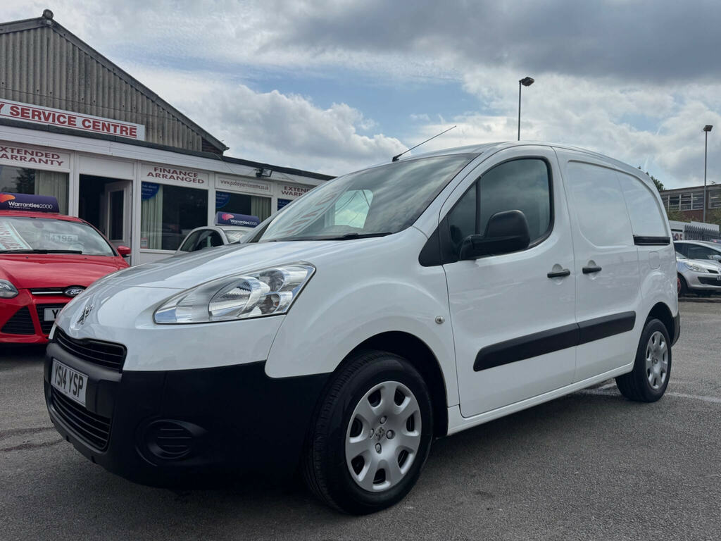 Peugeot Partner Diesel Red #33