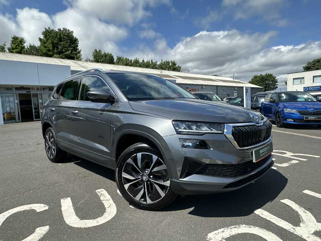 Skoda Karoq Suv 1.5 Tsi 150Ps Sportline Act Dsg Black #1