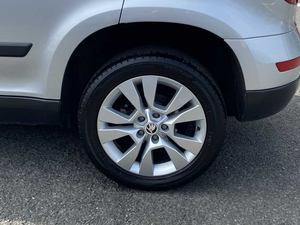 Skoda Yeti  White #4