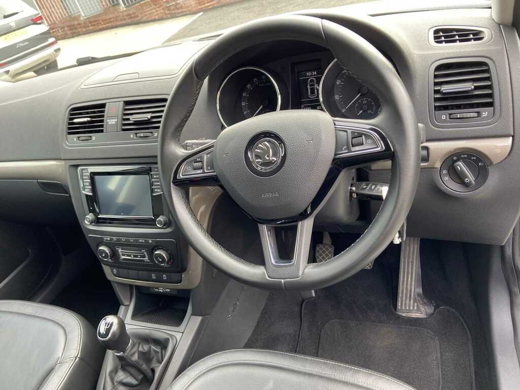 Skoda Yeti  White #6