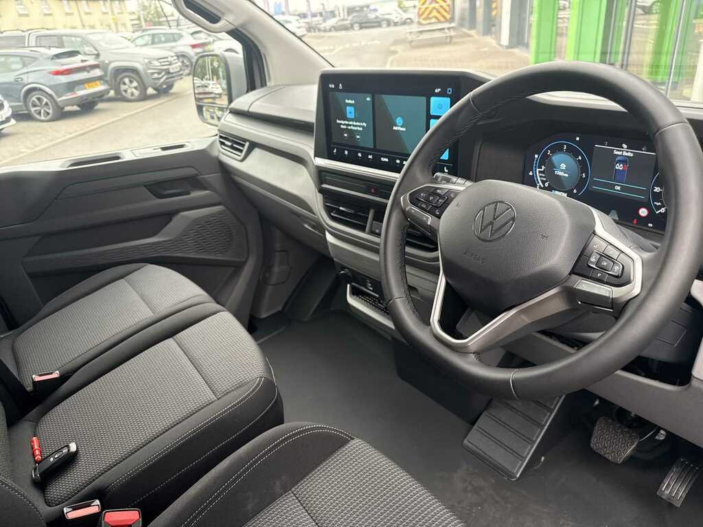 Volkswagen Transporter 2.0 Tdi 150Ps Commerce Pro Van Panel Van #6